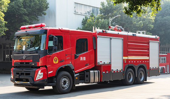Volvo сухой химический порошок комбинированный пожарный грузовик Специализированное транспортное средство Китайская фабрика