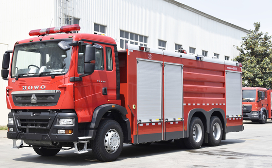 Sinotruk HOWO Водяной пенный бак Пожарный грузовик Низкая цена Специализированный Китайский производитель