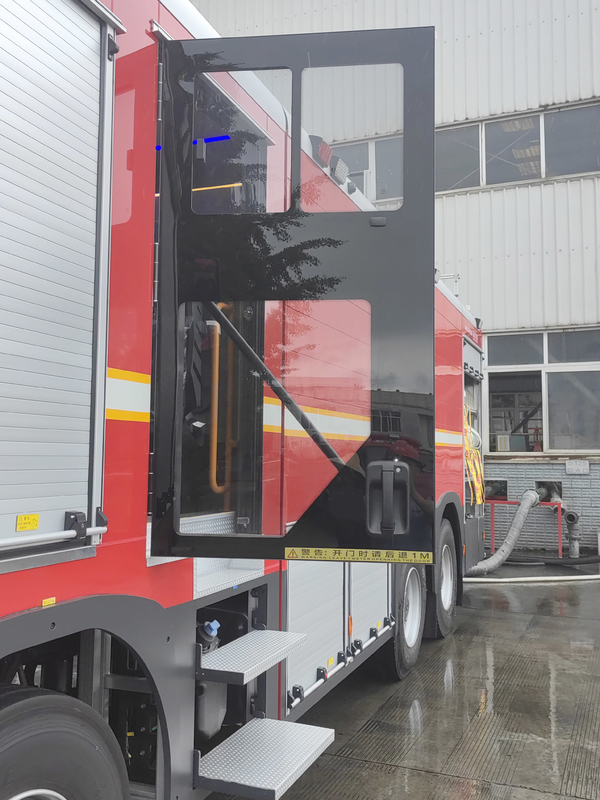Дверь пожарной машины для кабины экипажа с 4 до 8 частями пожарной машины пожарного